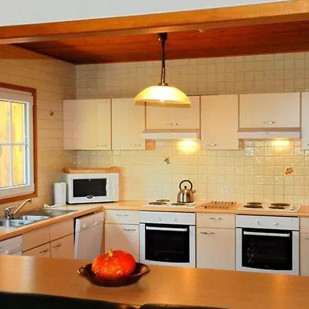 Stunning Holiday With Private Garden In Xhoffraix Tatil Evi Malmedy