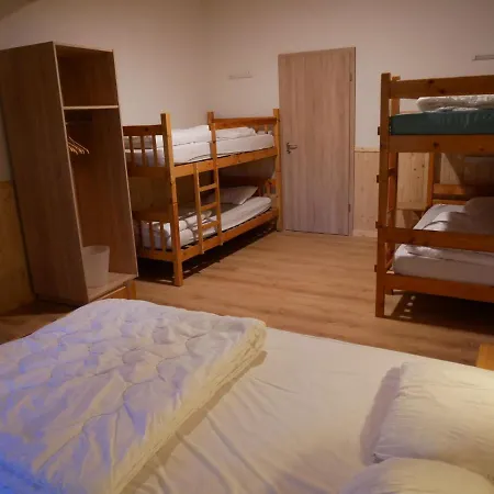 Tatil Evi Stunning Holiday With Private Garden In Xhoffraix